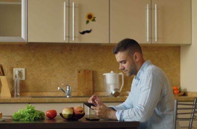 How to Maintain Healthy Phone Habits for Better Well-Being