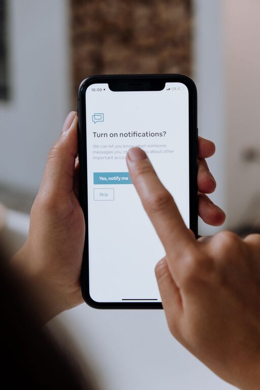 Tips for Setting Healthy Boundaries with Notifications